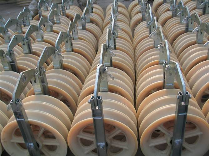 尼龍PA6改性增強增韌材料應(yīng)用于電梯導(dǎo)線輪